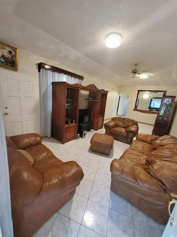 Holiday home M&W Vacation Home Kingston
